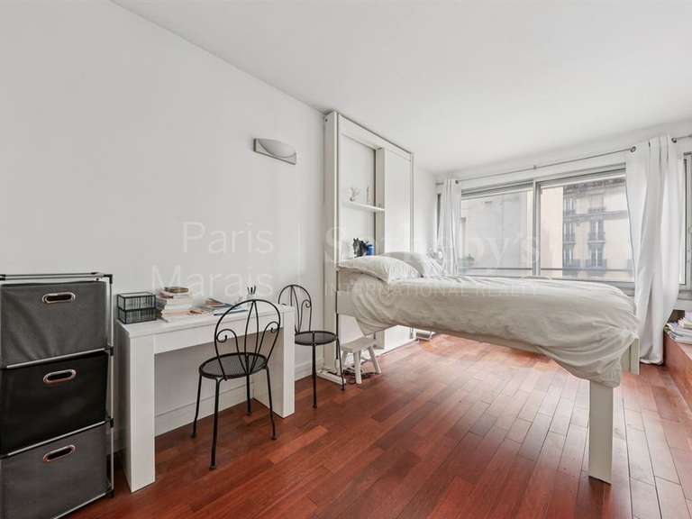 Appartement Paris 10e - 2 chambres - 97m²