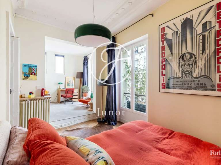 Appartement Paris 10e - 4 chambres - 162m²