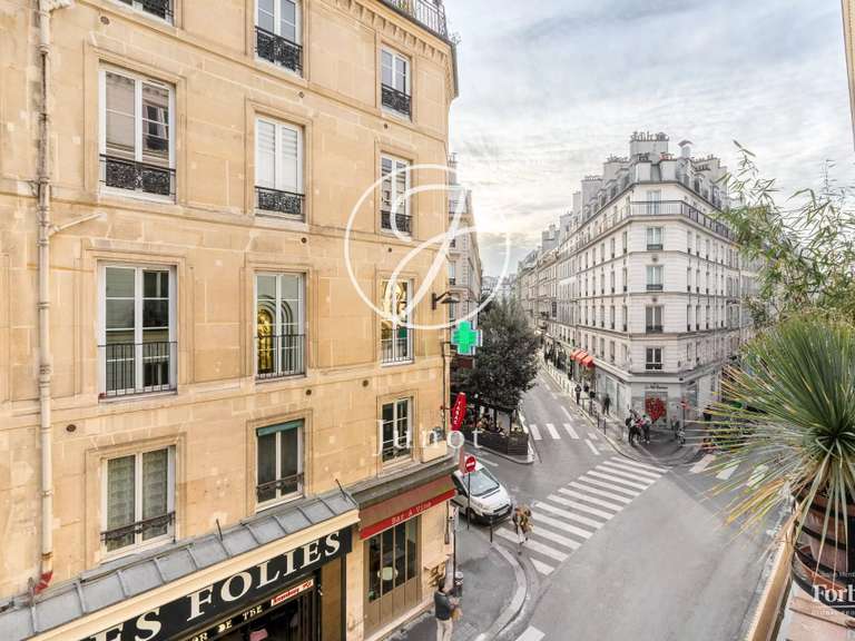 Appartement Paris 10e - 4 chambres - 162m²