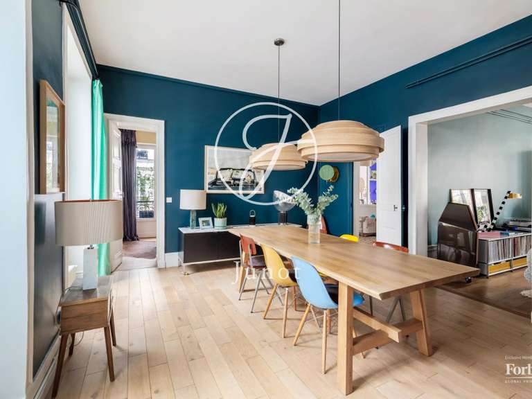 Appartement Paris 10e - 4 chambres - 162m²