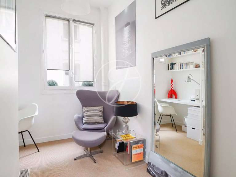 Appartement Paris 10e - 4 chambres - 157m²