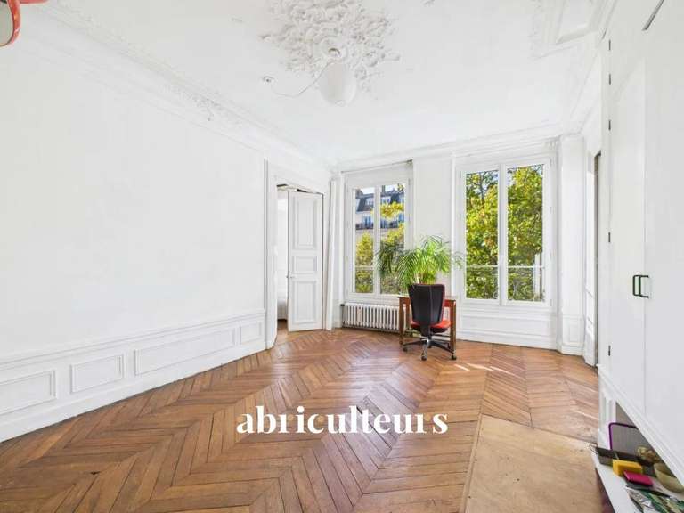 Appartement Paris 10e - 3 chambres - 129m²