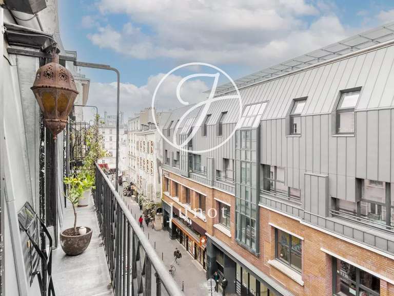 Apartment Paris 10e - 1 bedroom - 80m²