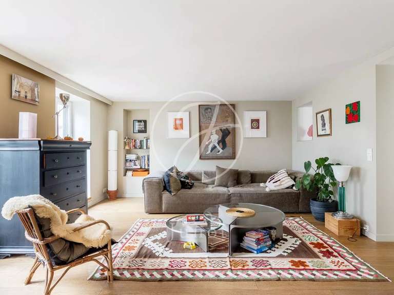 Appartement Paris 10e - 1 chambre - 80m²