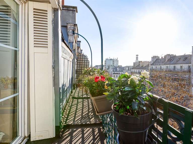 Appartement Paris 10e - 1 chambre - 75m²