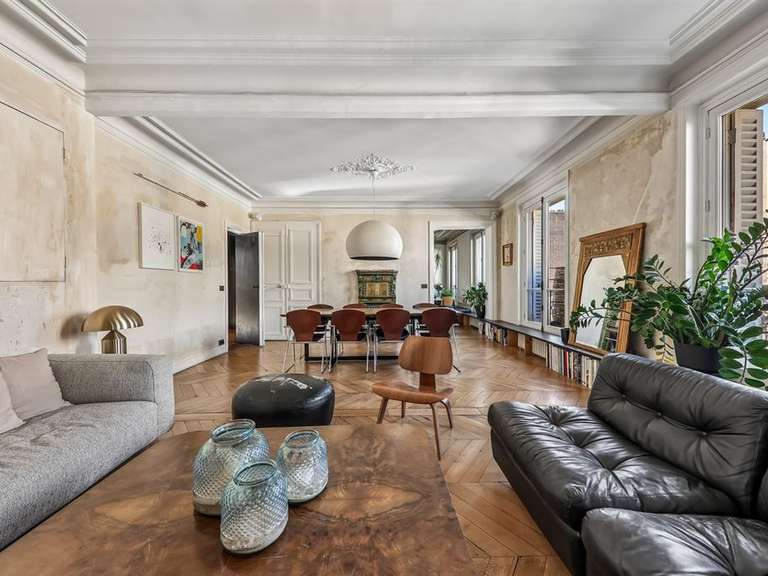 Appartement Paris 10e - 2 chambres - 111m²