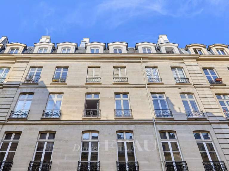 Appartement Paris 10e - 3 chambres - 172m²