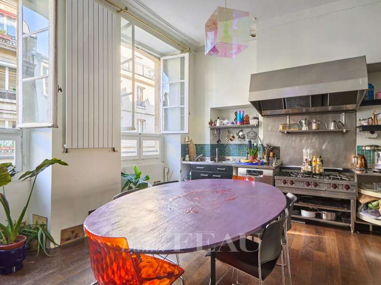 Appartement Paris 10e - 3 chambres - 172m²