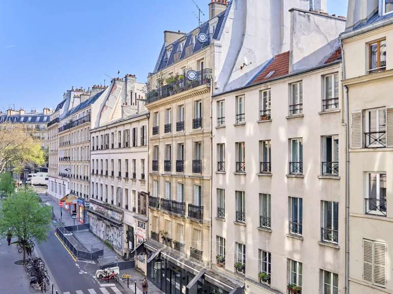 Appartement Paris 10e - 3 chambres - 172m²