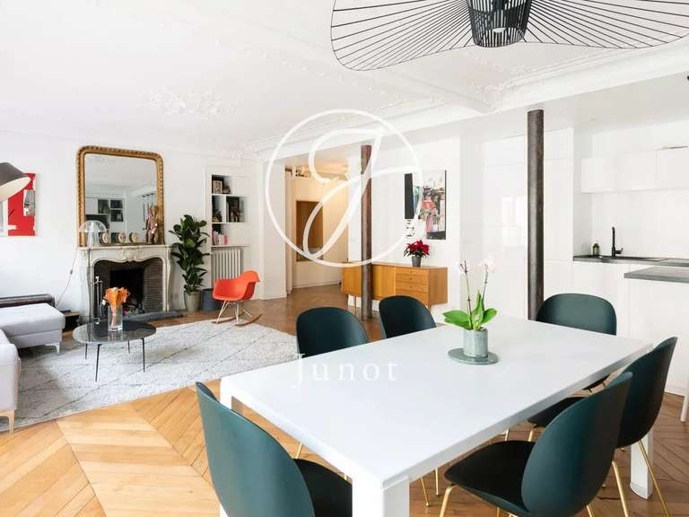 Appartement Paris 10e - 4 chambres - 133m²