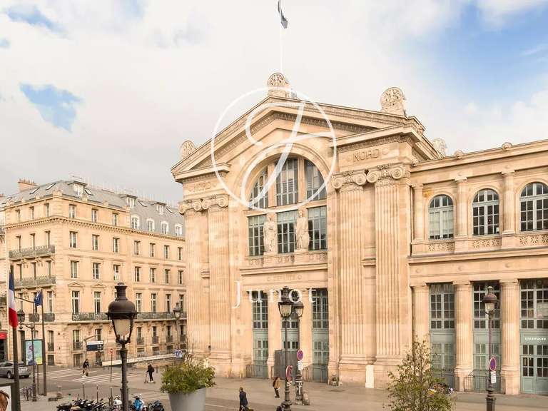 Appartement Paris 10e - 4 chambres - 133m²