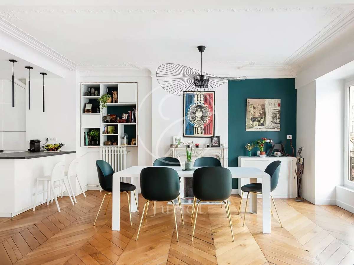 Apartment Paris 10e