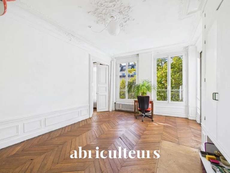 Appartement Paris 10e - 3 chambres - 129m²