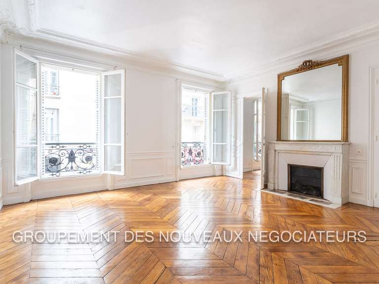 Appartement Paris 10e - 3 chambres - 138m²