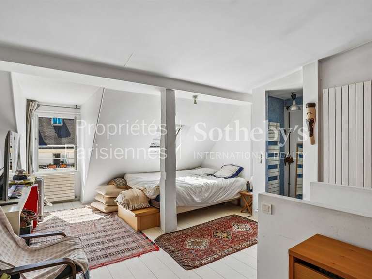 Appartement Paris 10e - 3 chambres - 114m²