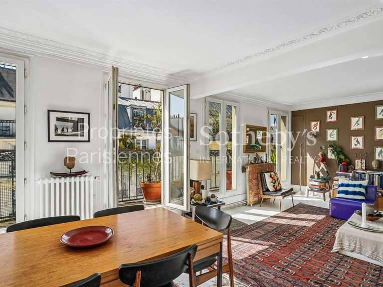 Appartement Paris 10e - 3 chambres - 114m²
