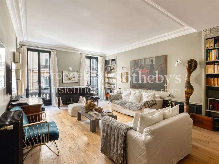 Appartement Paris 10e - 5 chambres - 196m²