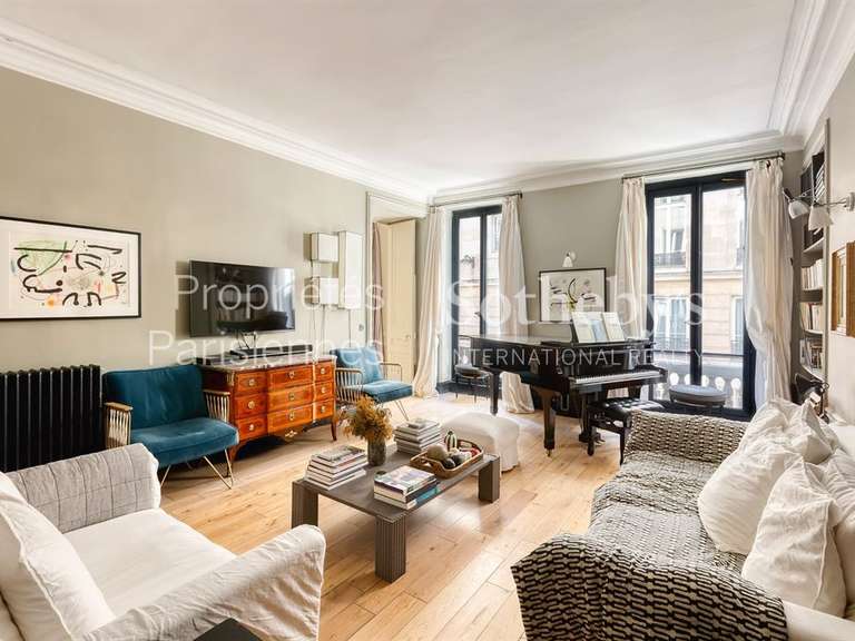 Appartement Paris 10e - 5 chambres - 196m²