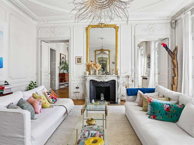 Appartement Paris 10e - 3 chambres - 182m²