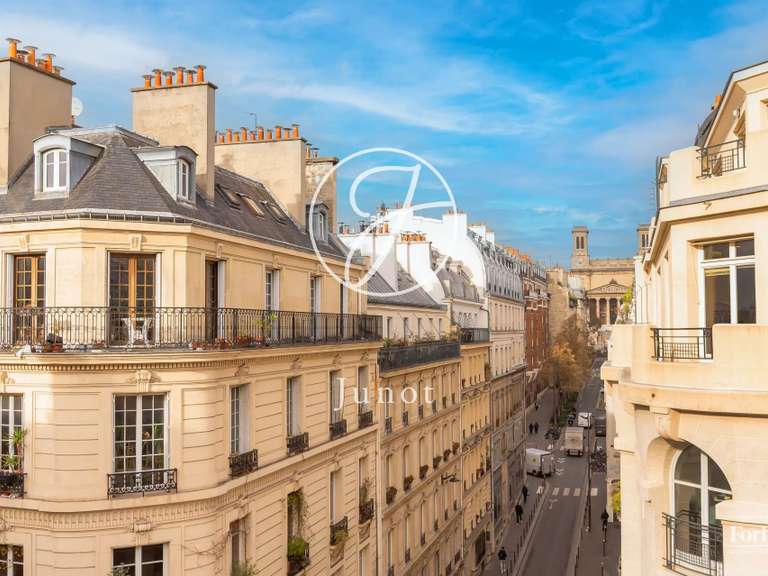 Appartement Paris 10e - 3 chambres - 108m²