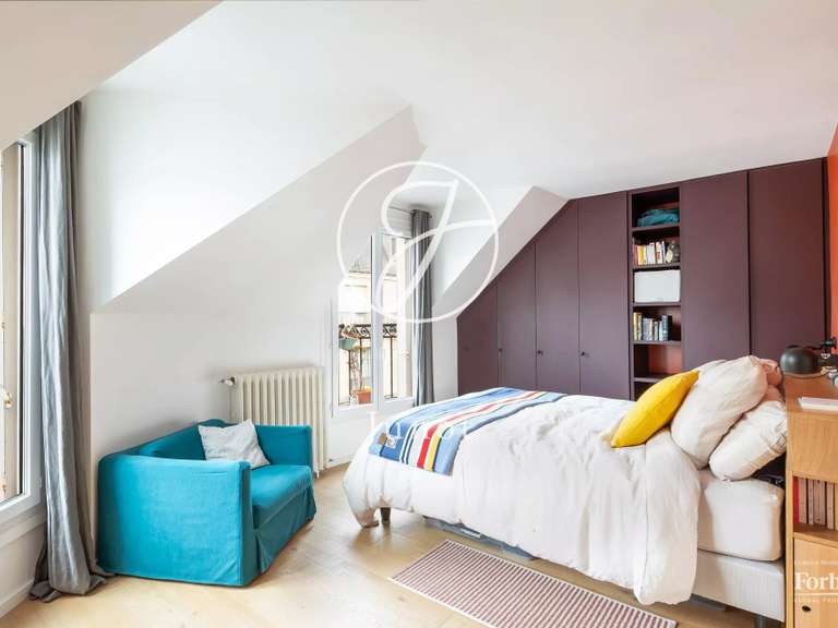 Appartement Paris 10e - 3 chambres - 108m²