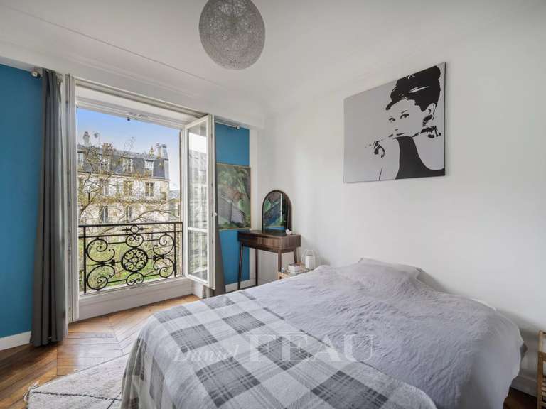 Appartement Paris 10e - 3 chambres - 146m²