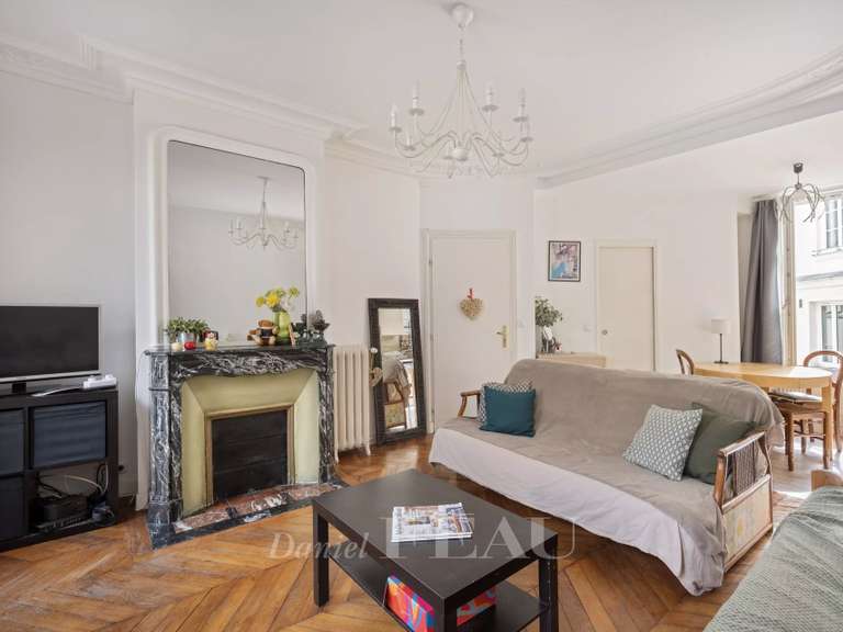Appartement Paris 10e - 3 chambres - 146m²