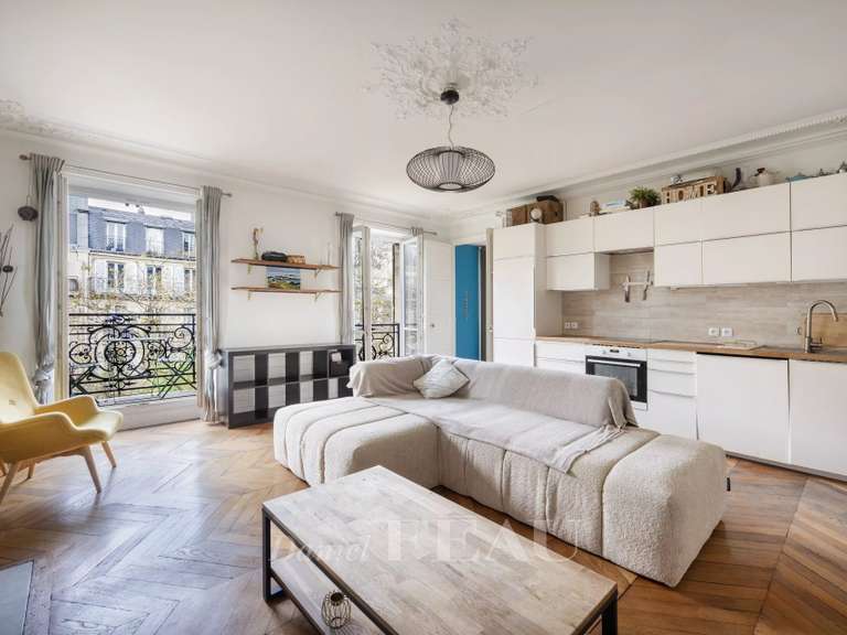 Appartement Paris 10e - 3 chambres - 146m²