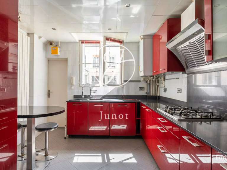 Appartement Paris 10e - 4 chambres - 153m²