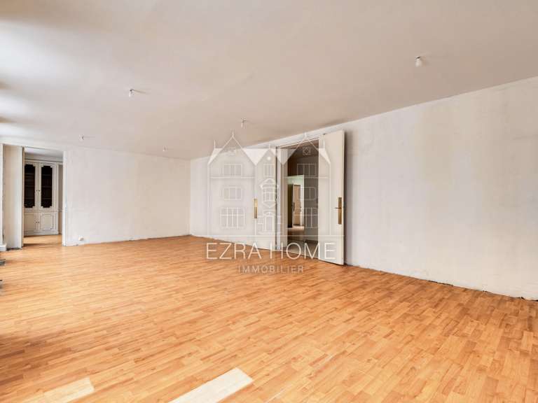 Appartement Paris 10e - 3 chambres - 125m²