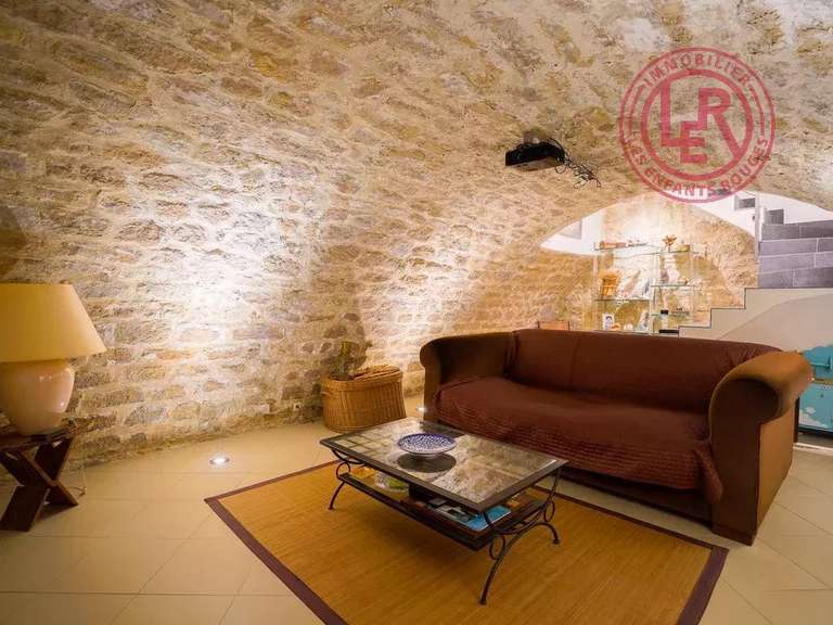 Appartement Paris 10e - 2 chambres - 159m²