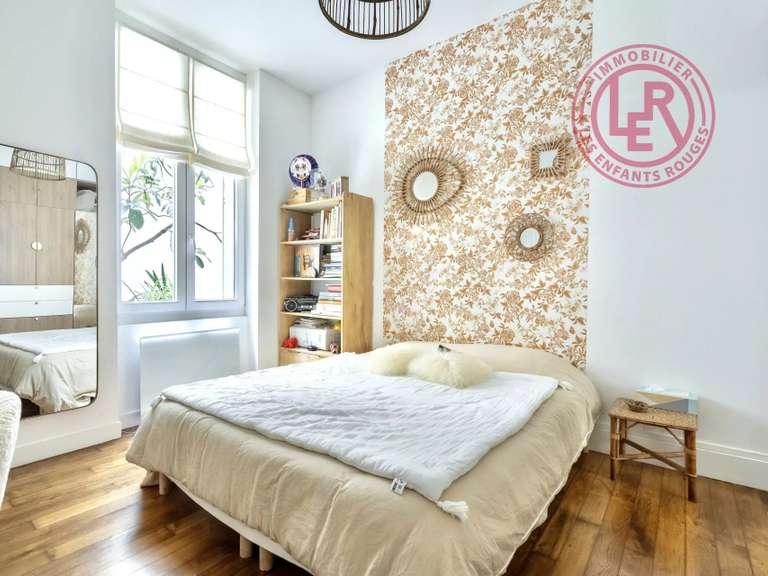 Appartement Paris 10e - 3 chambres - 110m²