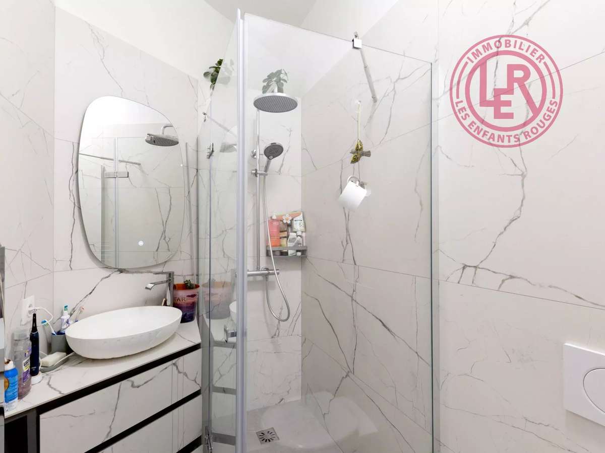 Apartment Paris 10e