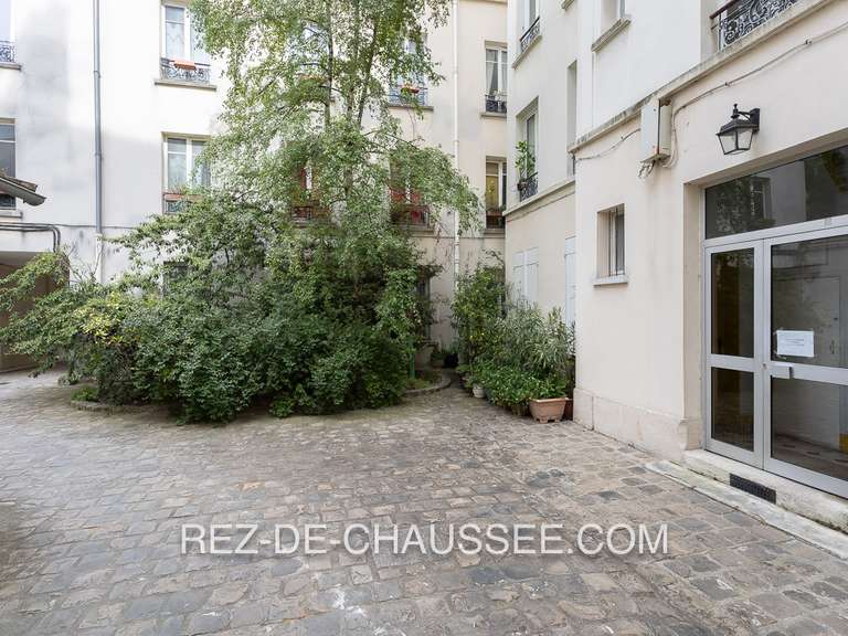 Appartement Paris 10e - 4 chambres - 169m²