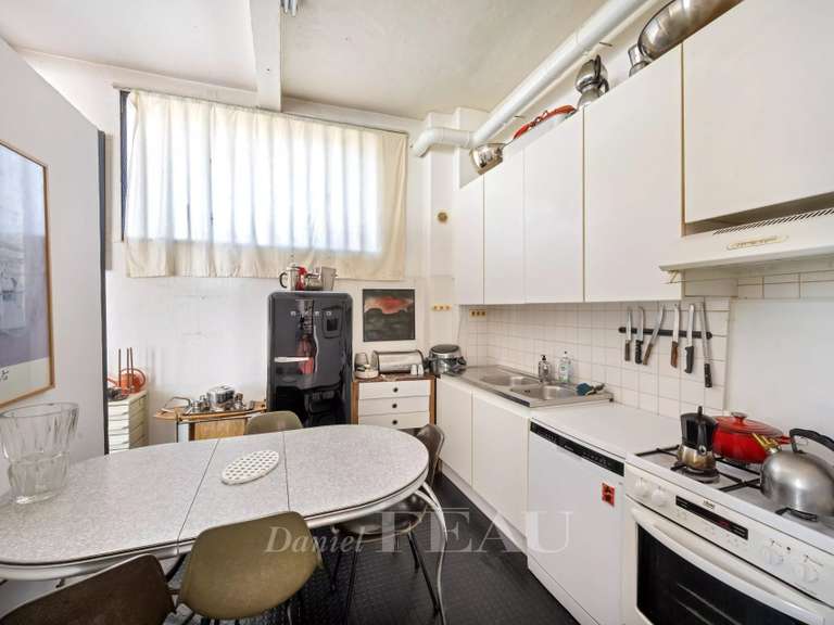 Appartement Paris 10e - 2 chambres - 197m²
