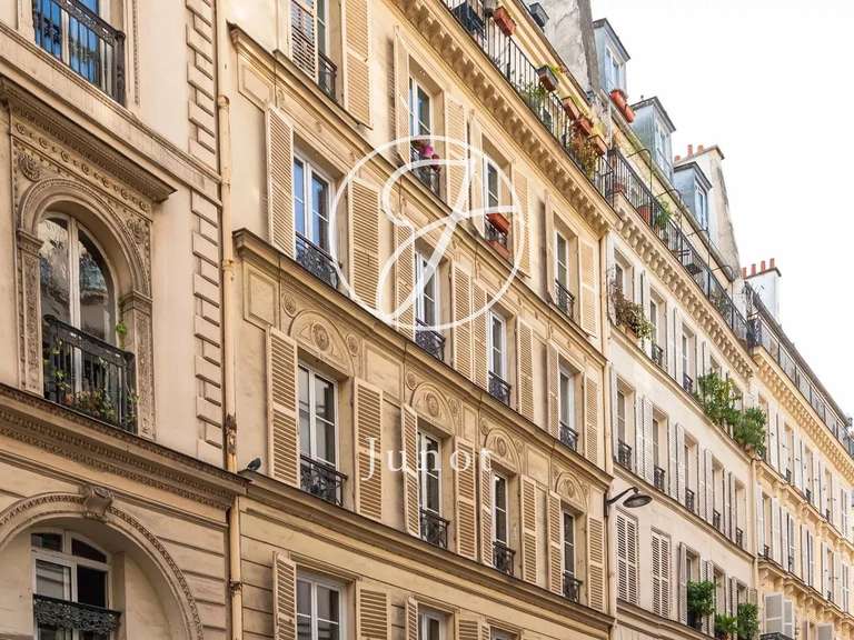 Appartement Paris 10e - 3 chambres - 98m²