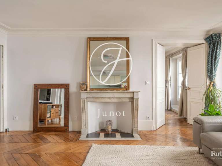 Appartement Paris 10e - 3 chambres - 98m²