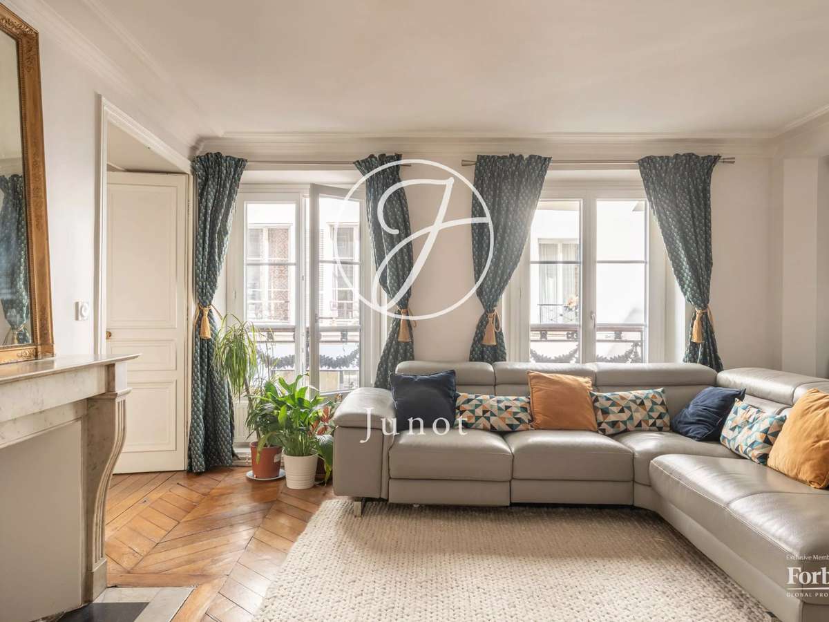 Appartement Paris 10e