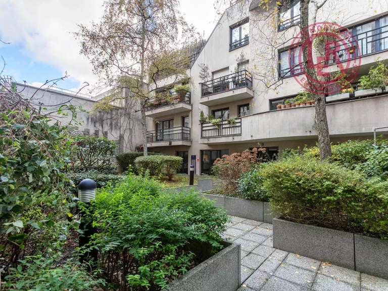 Appartement Paris 10e - 3 chambres - 108m²