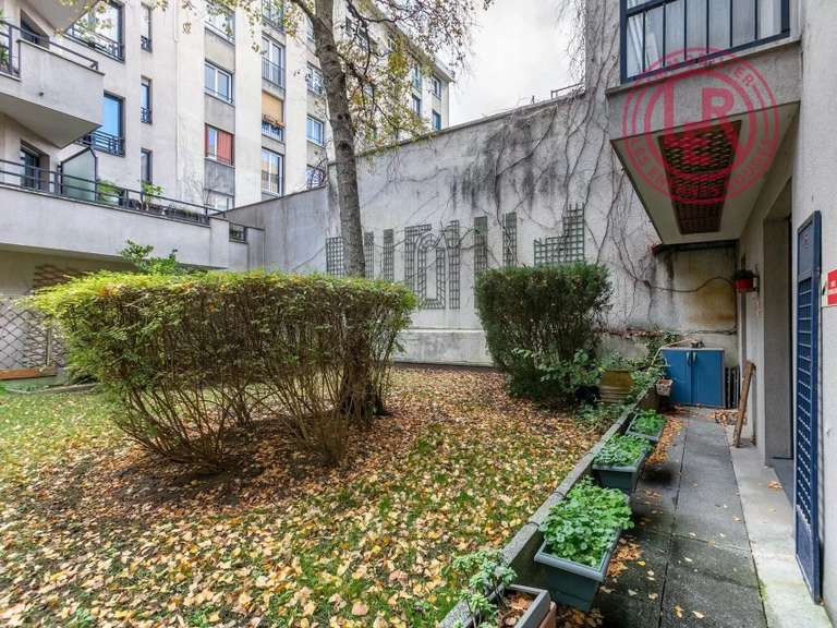 Appartement Paris 10e - 3 chambres - 108m²
