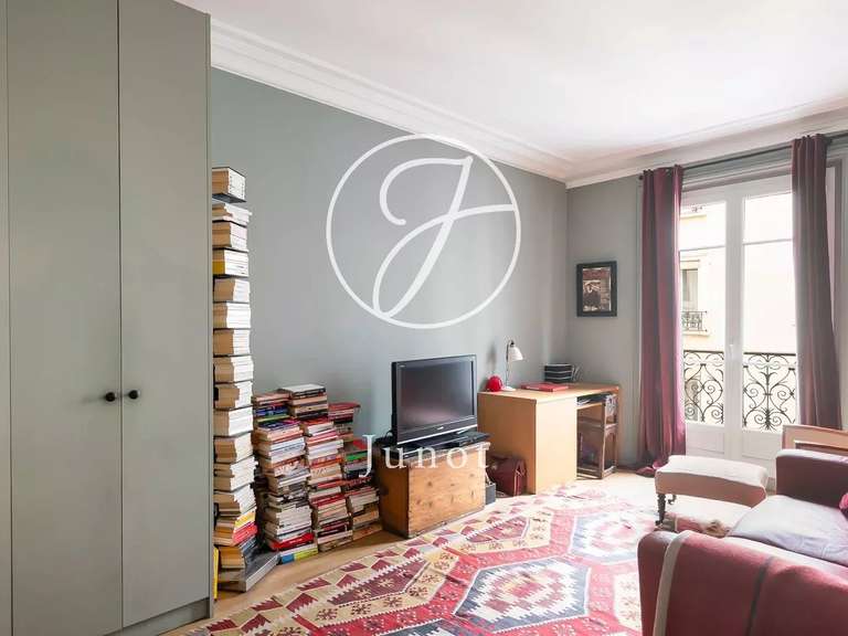 Appartement Paris 10e - 4 chambres - 166m²