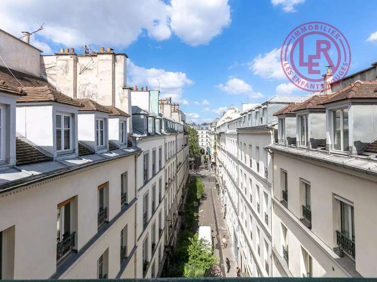 Appartement Paris 10e - 3 chambres - 90m²