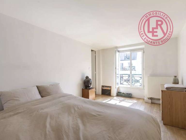 Appartement Paris 10e - 3 chambres - 90m²