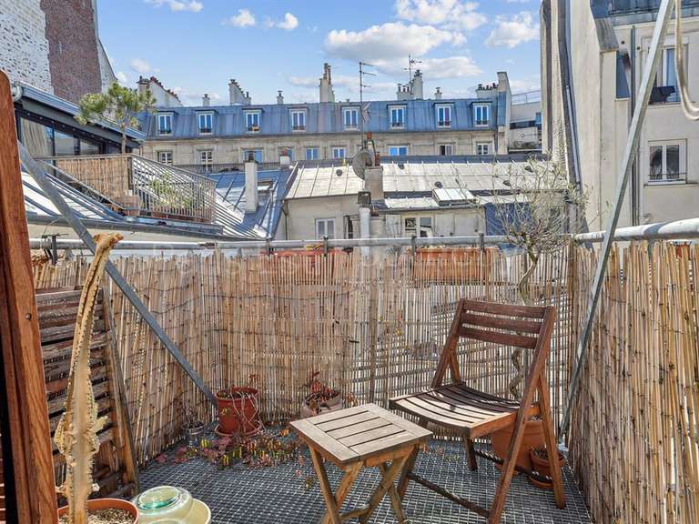 Appartement Paris 10e - 3 chambres - 107m²