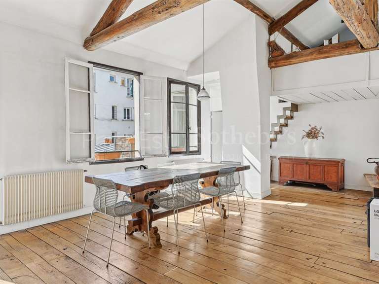 Appartement Paris 10e - 3 chambres - 107m²
