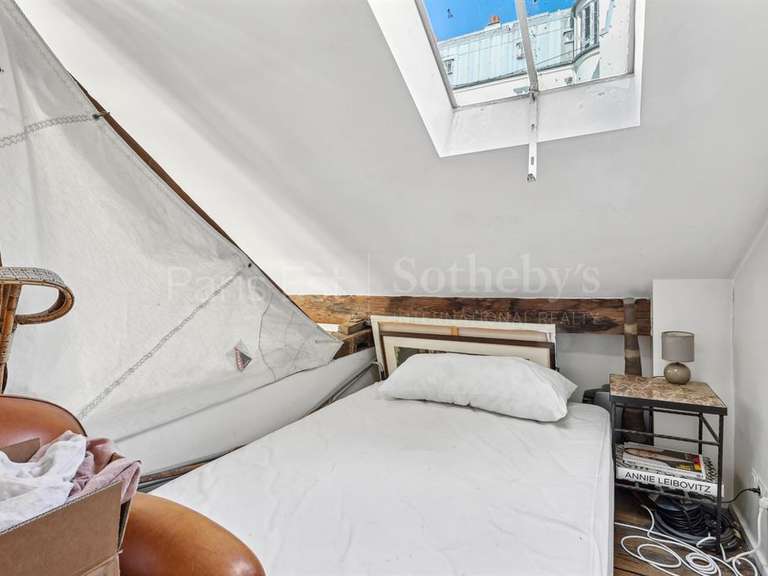 Appartement Paris 10e - 3 chambres - 107m²