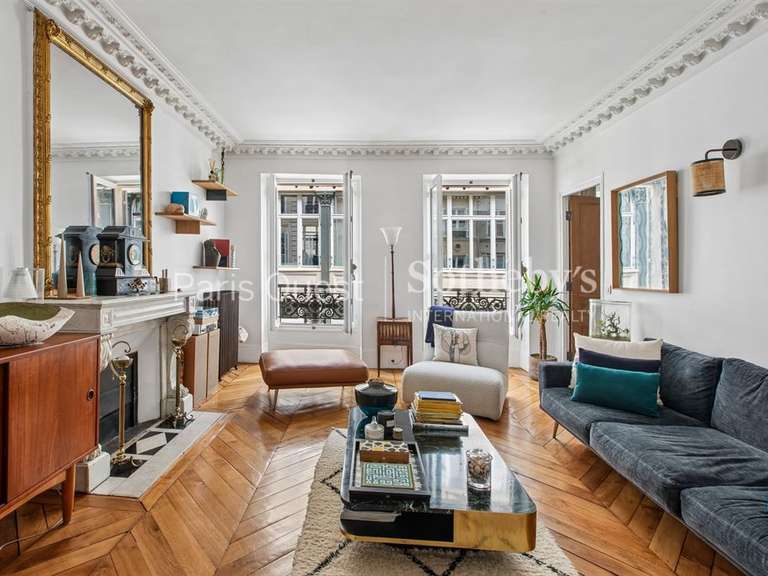 Appartement Paris 10e - 2 chambres - 89m²