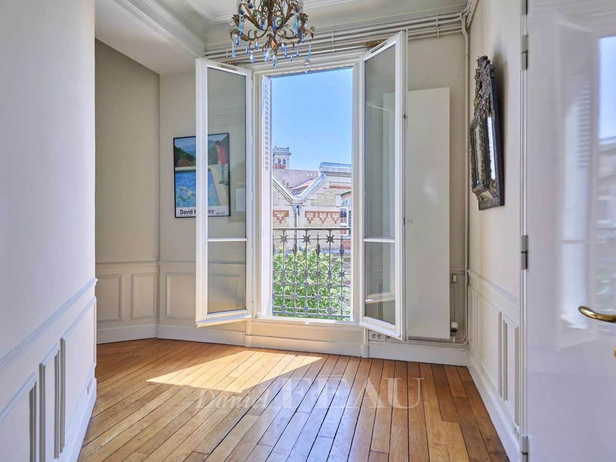 Appartement Paris 10e
