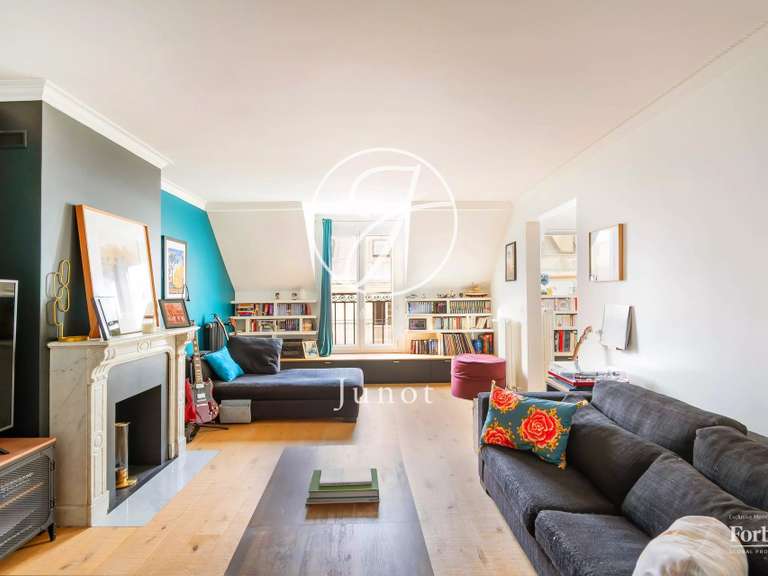 Appartement Paris 10e - 5 chambres - 108m²