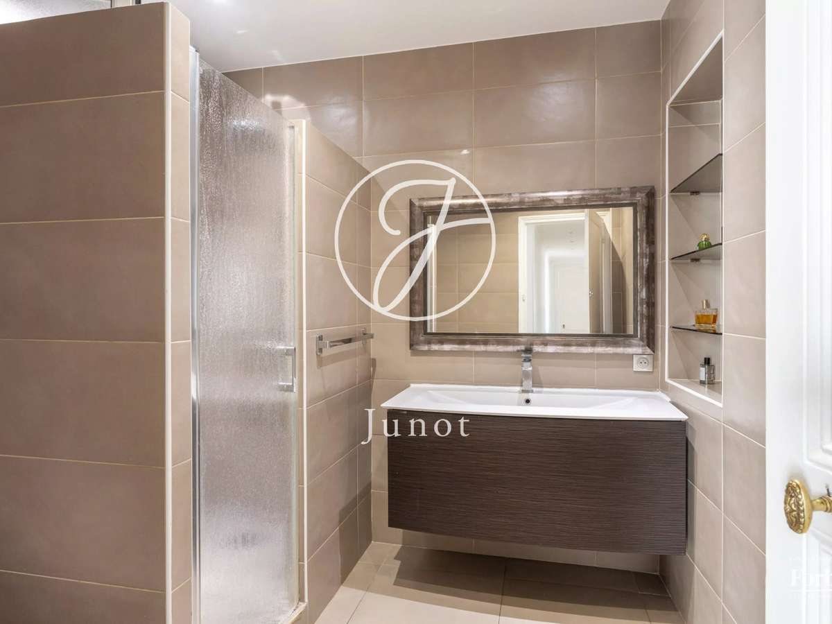 Appartement Paris 10e